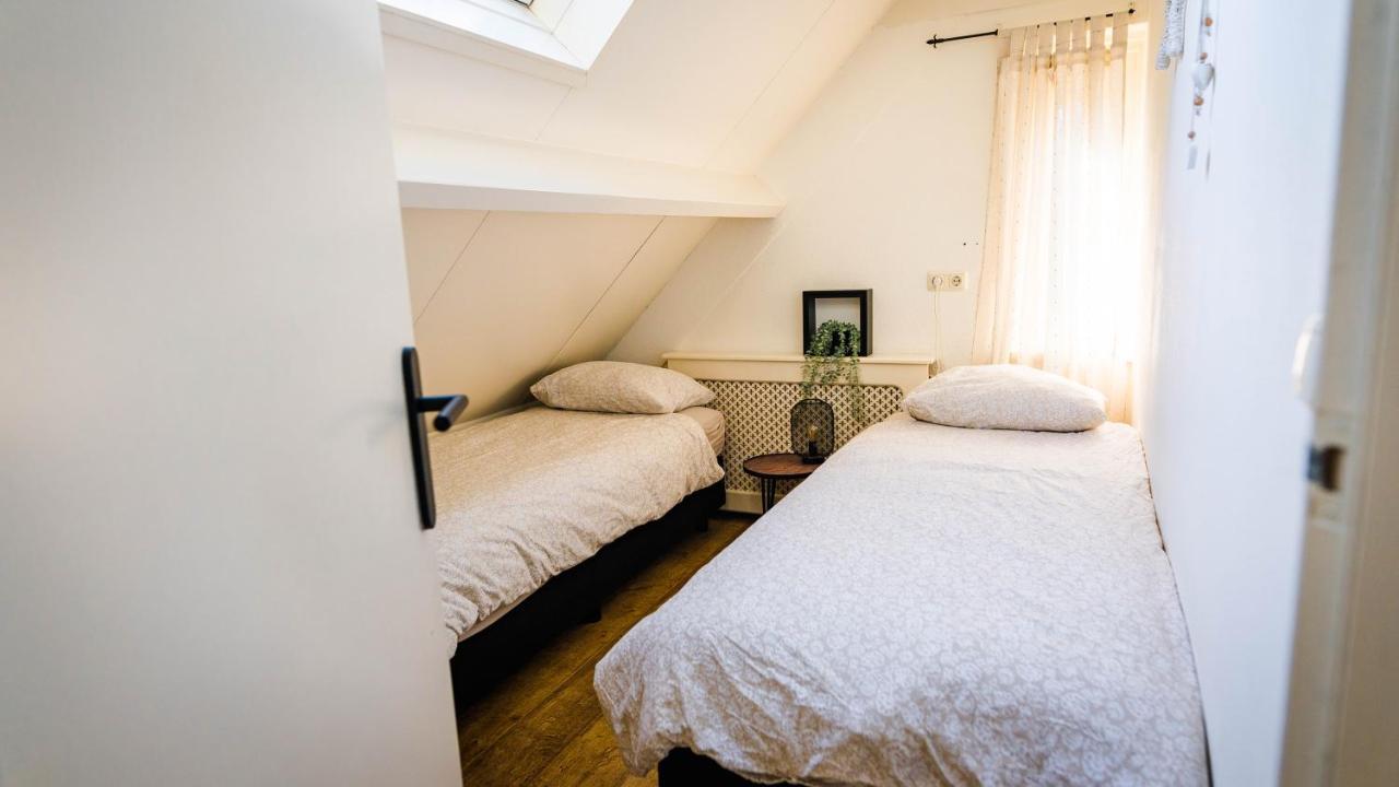 לונטרן Luxe Vakantiehuis In Het Bos Met Jacuzzi En Sauna מראה חיצוני תמונה